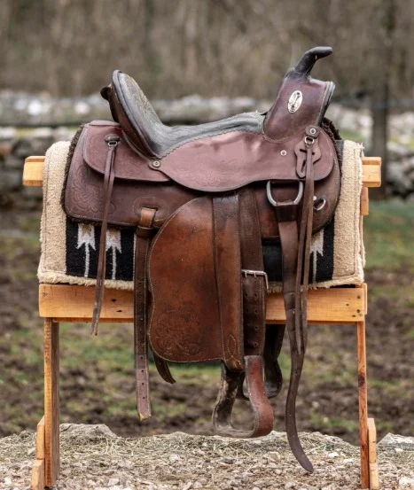 Horse Equipment – Saddles & Tacks